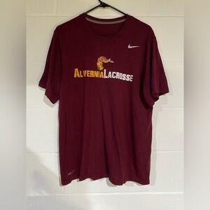 Nike alvernia tee large